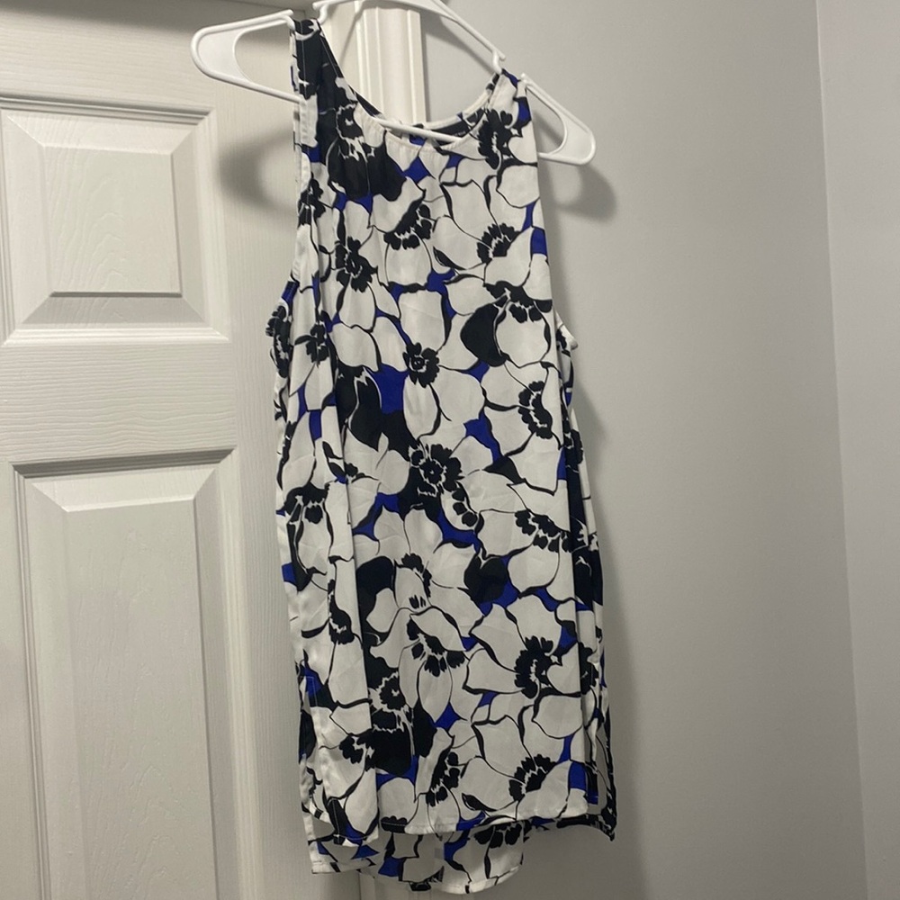 Floral tank